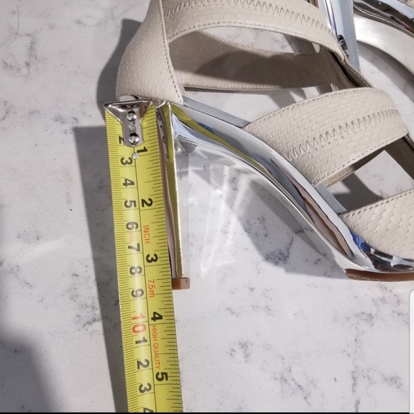 👠MICHAEL KORS HEELED SANDALS - Picture 11 of 11